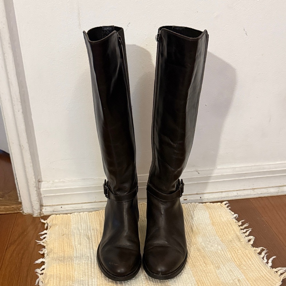 AQUATALIA Elegant Dark Brown Knee-High Leather Boots - Size 7
